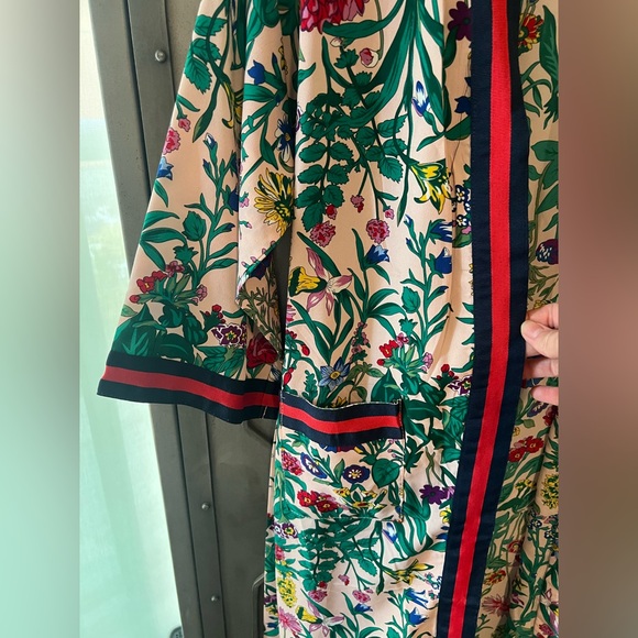 Floral Set - Picture 3 of 12